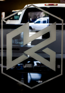 32" Kryptonite "K" - SILVER - KRLRGVINYL-2